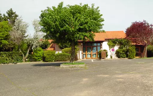 Salle des F&ecirc;tes d'Apchat